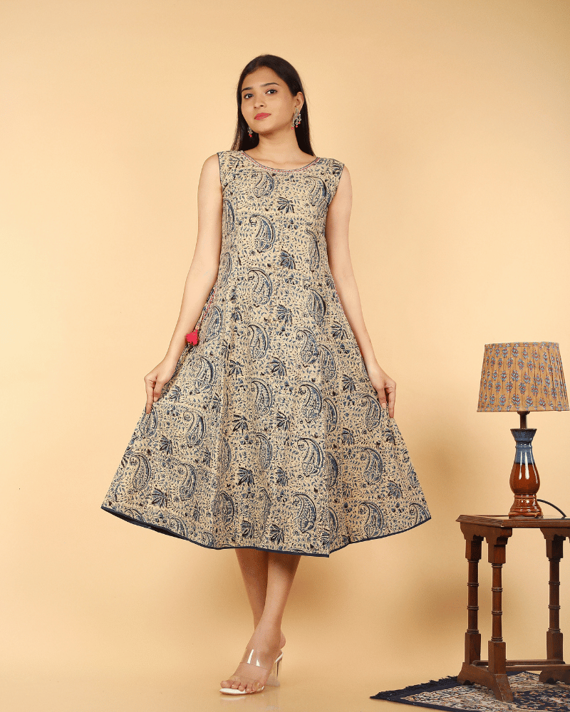 Blue Floral Kalamkari Dress With a Boat Neck - front