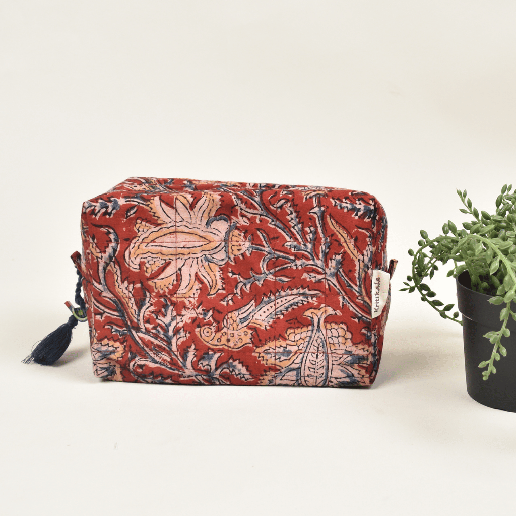 Red kalamkari travel cosmetic bag1