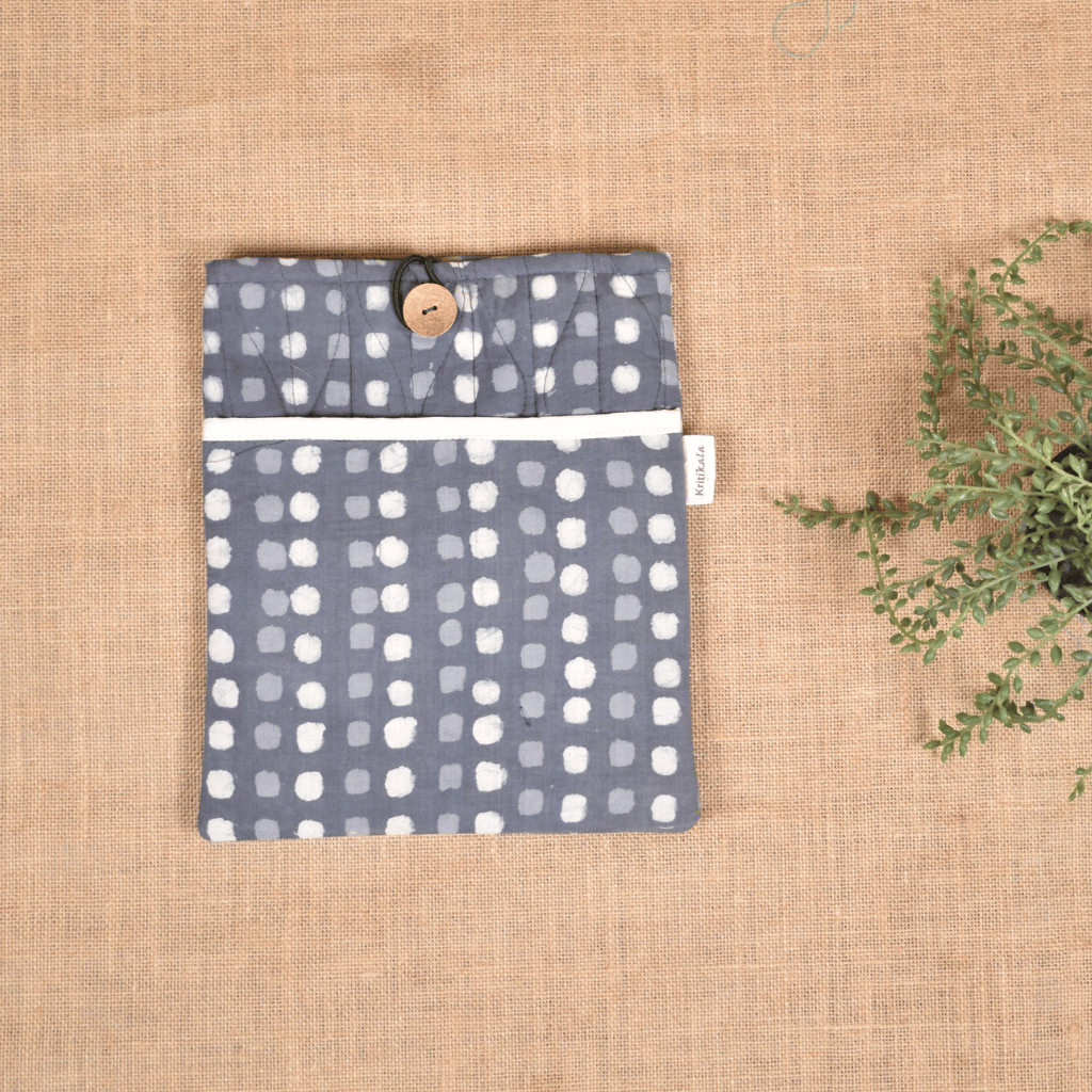 Ipad Sleeve in Grey & White Kalamkari Cotton - Front