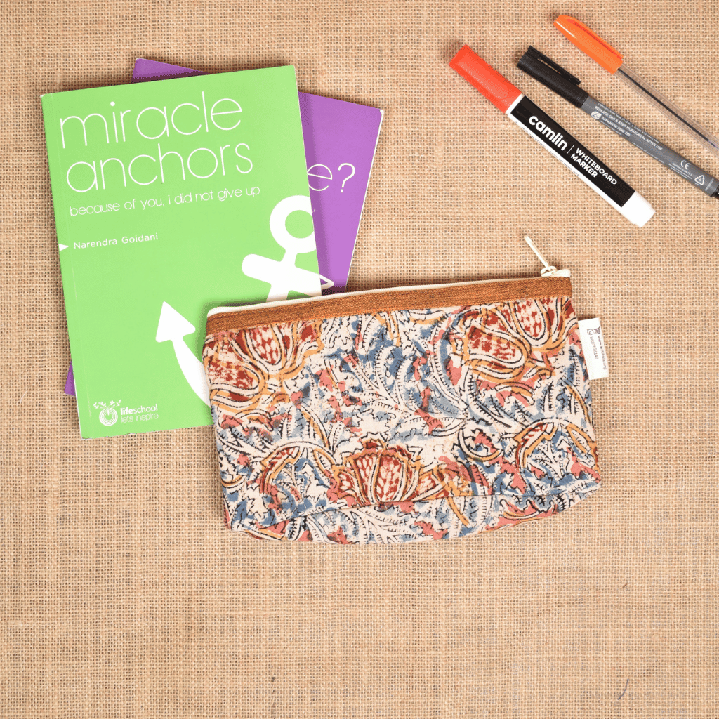 Cream kalamkari cotton quilted pouch