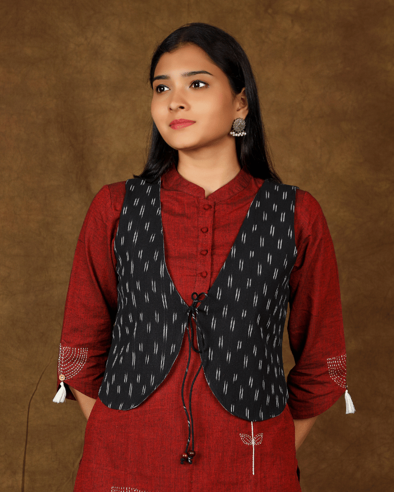 Short Reversible Jacket in Black - front