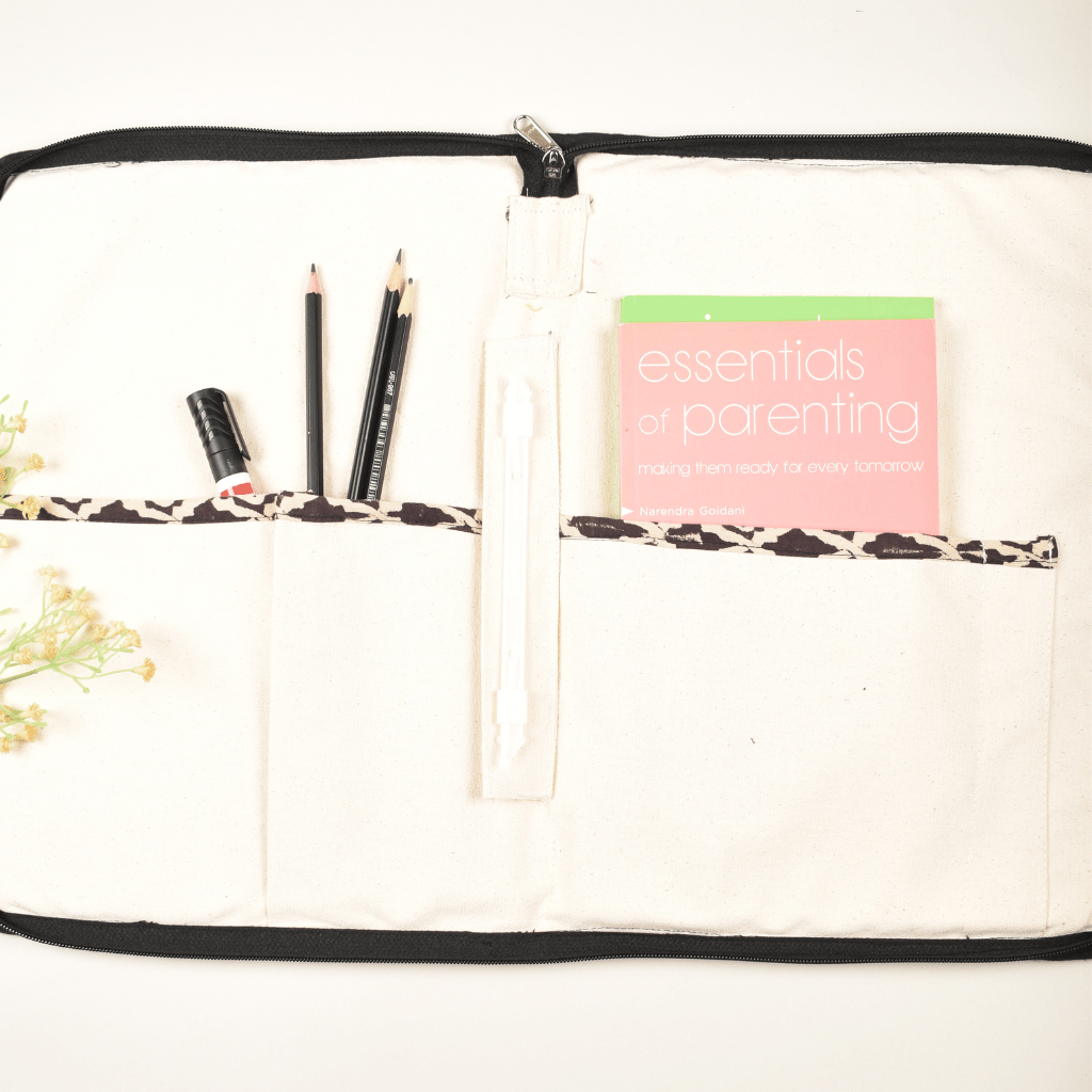 Off-white ikat file folder - inside