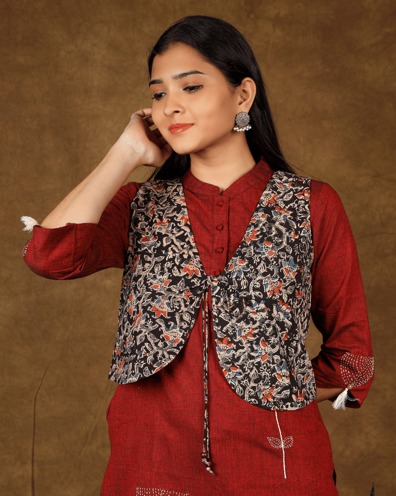 Short Reversible Jacket in Black - kalamkari cotton