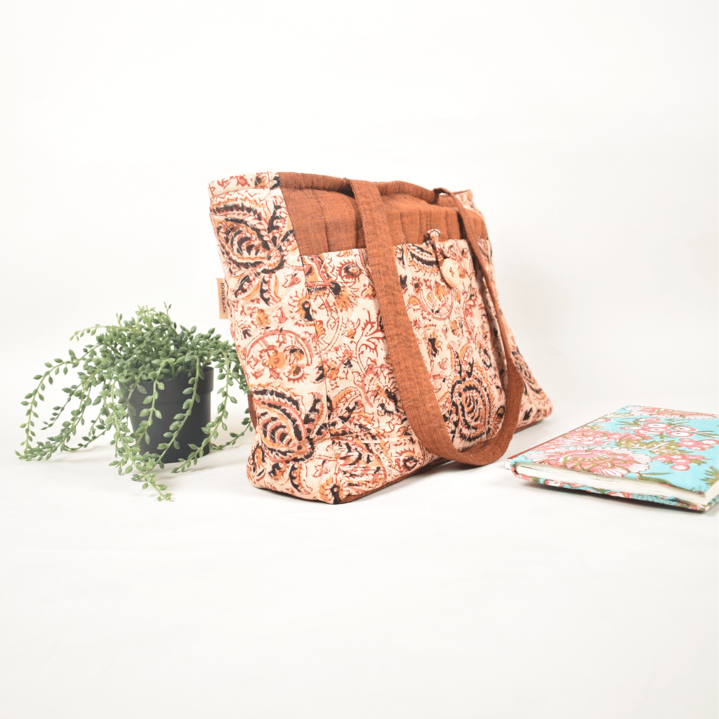 Quilted Rust Kalamkari Purse Bag With Pockets - side