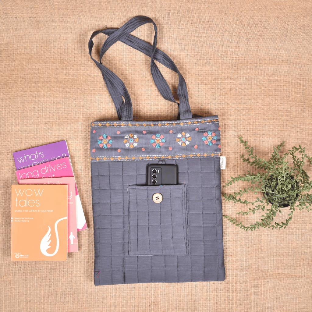 Grey silk embroidered tote bag - pocket
