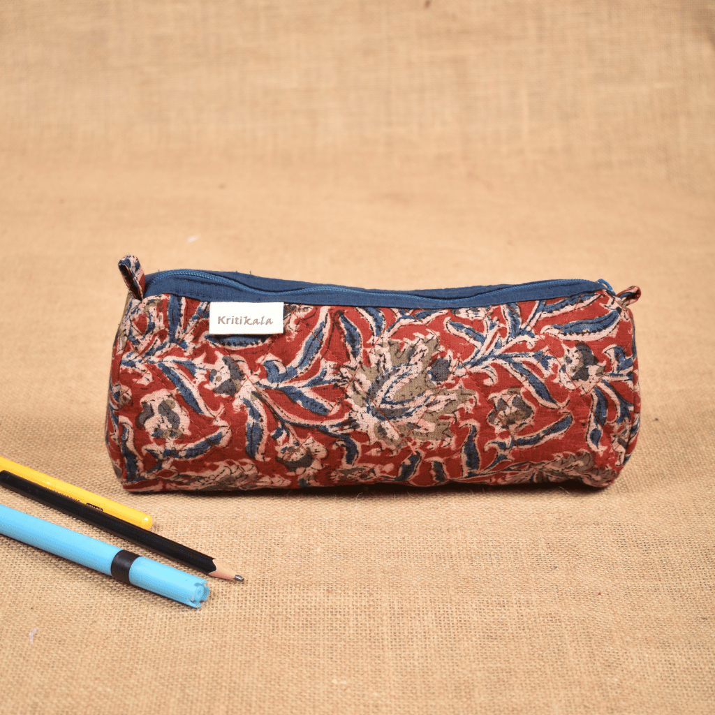 Red kalamkari round quilted case