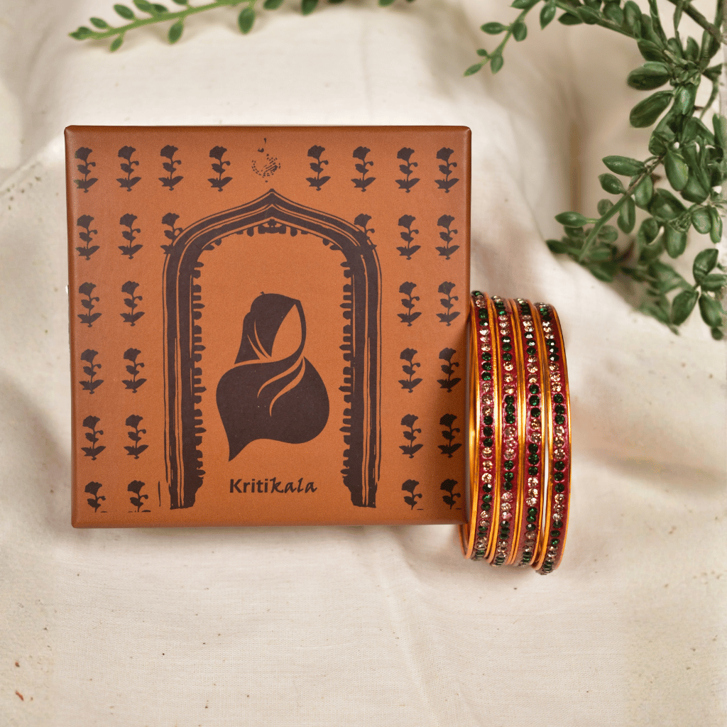 Gold & Green -Tone Single Line Lac Bangles Set - kritikala