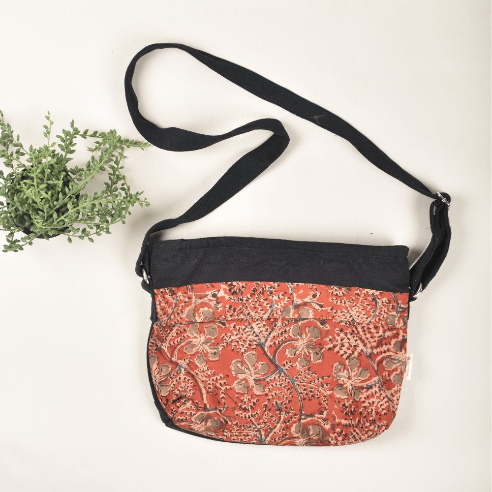 kalamkari multi pocket sling bag - back
