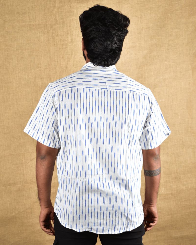White Casual Men's Shirt In Ikat cotton - back