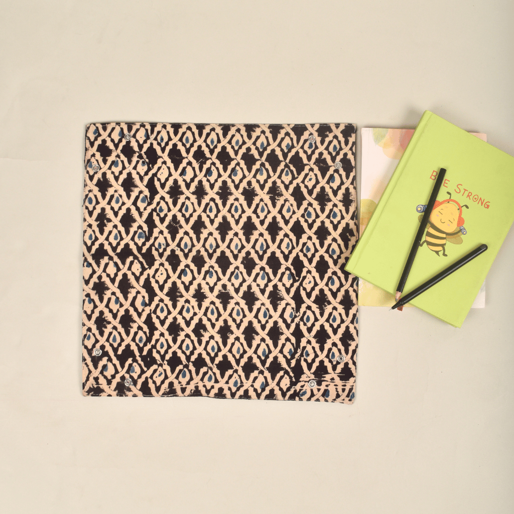 Black Kalamkari Stationery Tray - flat