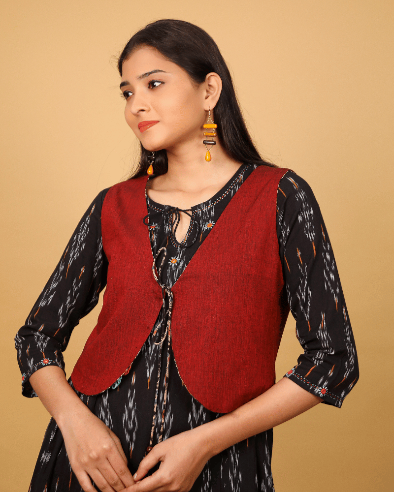 Short Reversible Jacket in Maroon - front