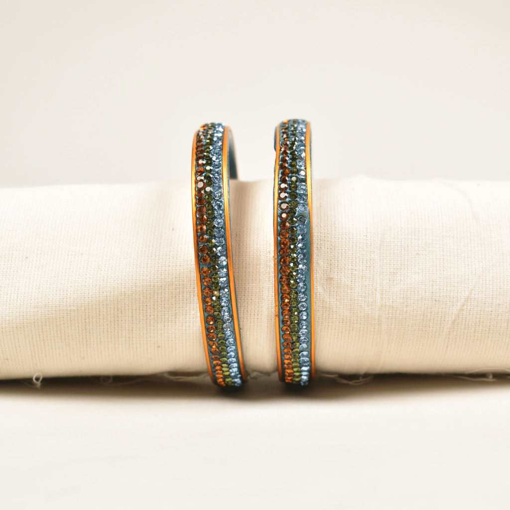 Blue 3 line stones lac bangles - Green