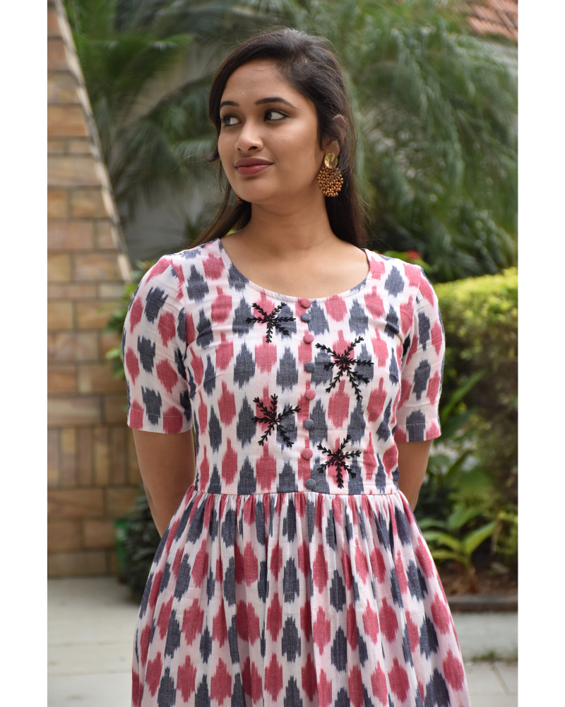 Multicolor midi kurta in ikat cotton front view