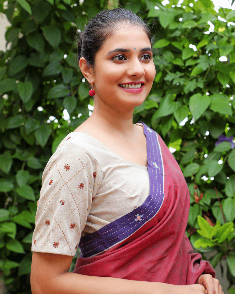 Jaal' offwhite cotton embroidered blouse - sleeve