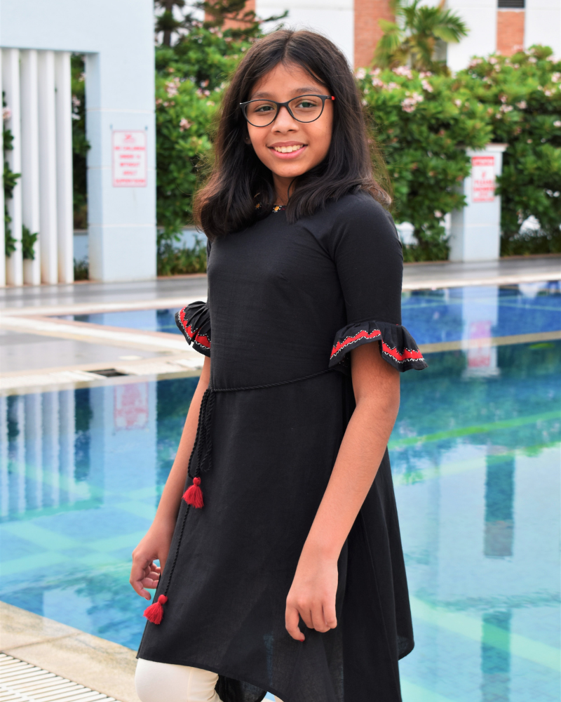 Black 2024 kurta girl