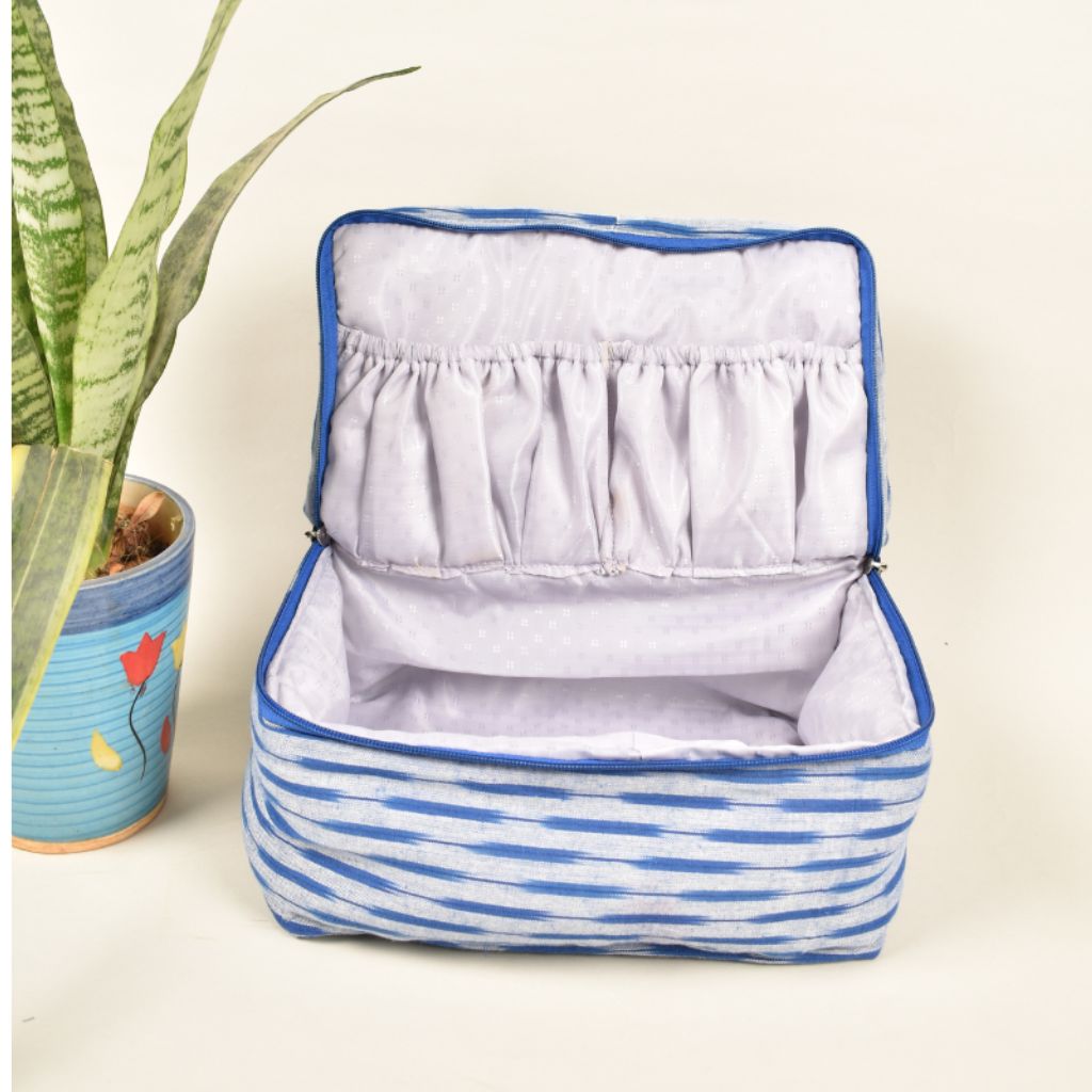 Blue ikat toiletry pouch  - closure