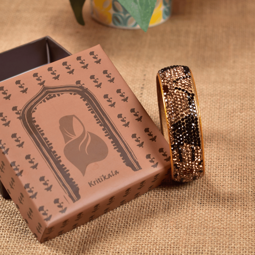 Ethnic Gold toned stone studded kada made with lac - artizen