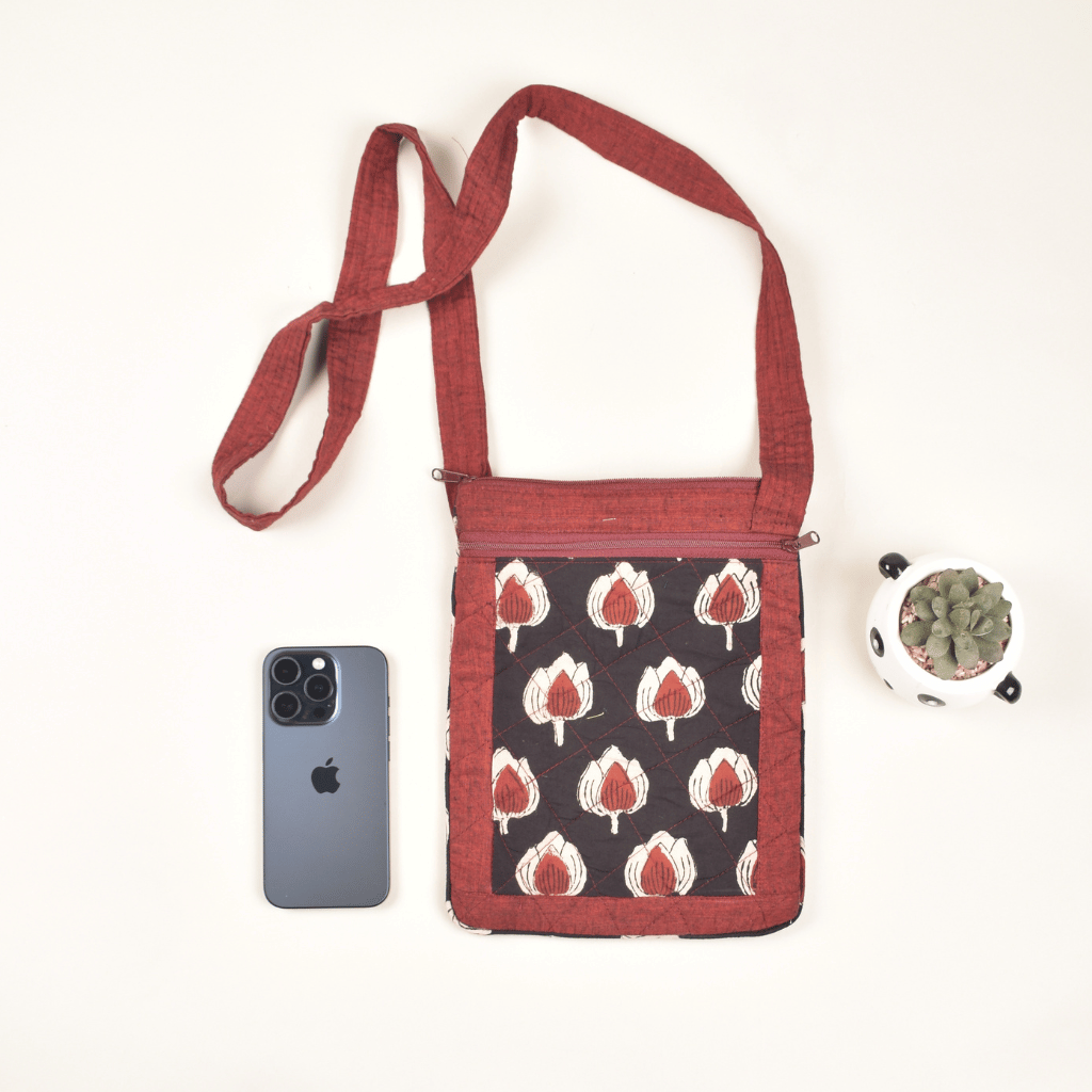 Maroon kalamkari sling bag - zips