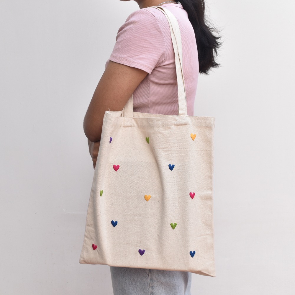 White canvas tote bag - hearts embroidery