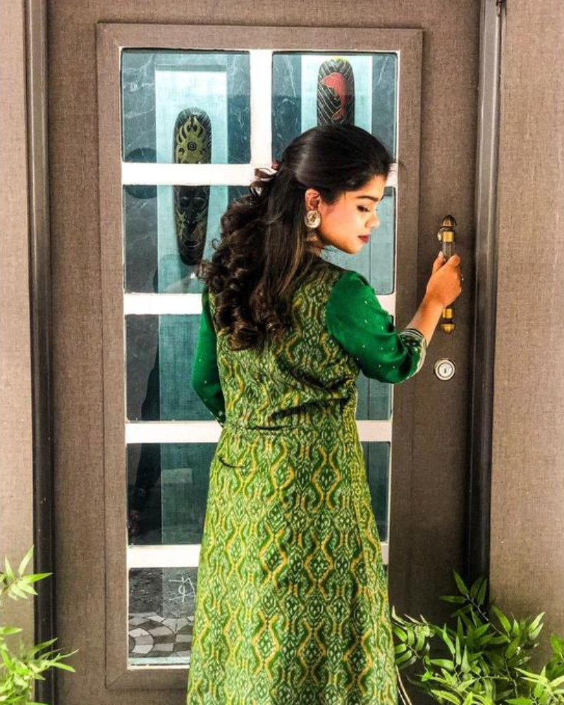 Green hand embroidered chanderi lehenga set