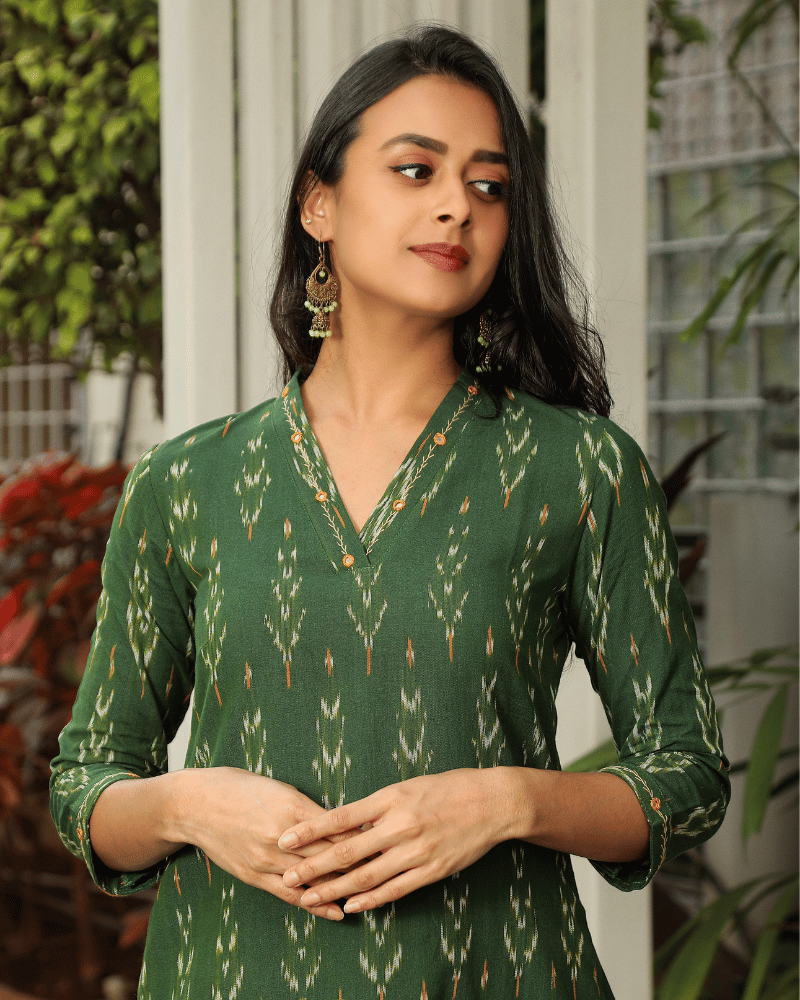 Green ikat overlapped V Collar kurta