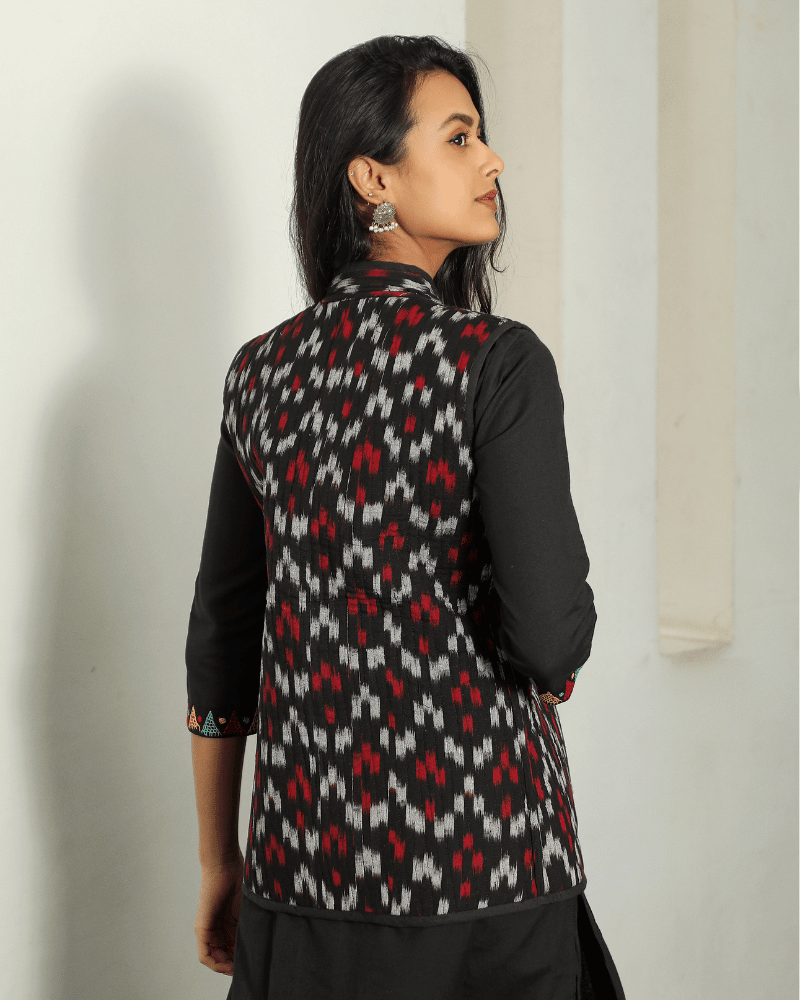 Reversible Nehru collar quilted jacket in black ikat - back
