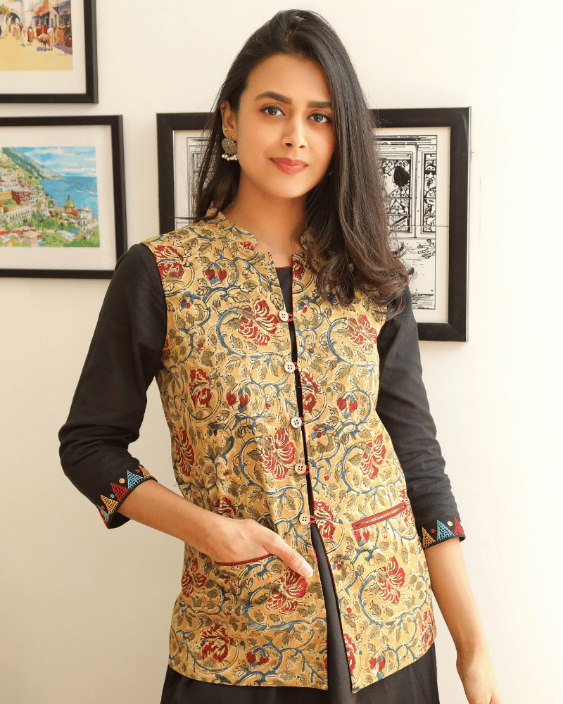 Reversible nehru jacket in yellow kalamkari - pocket