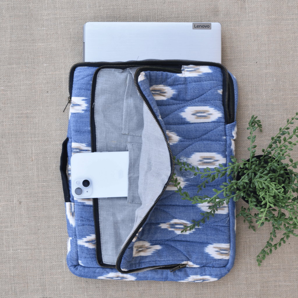 Blue ikat quilted laptop bag - pockets