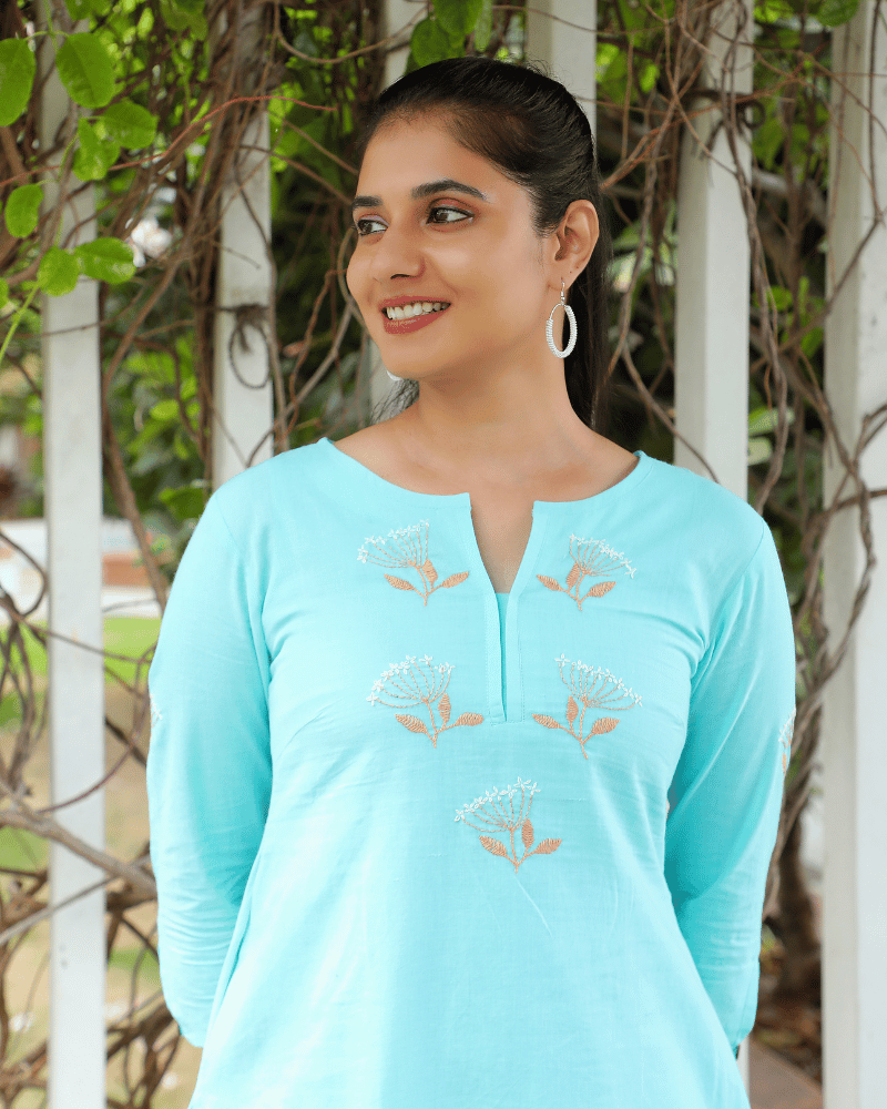 Dandelion Embroidered Sky Blue Cotton Kurta neck view