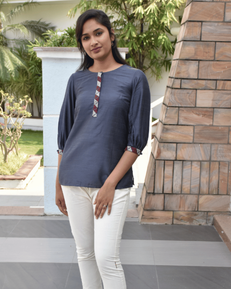 Grey Embroidery Silk Kurta - neck