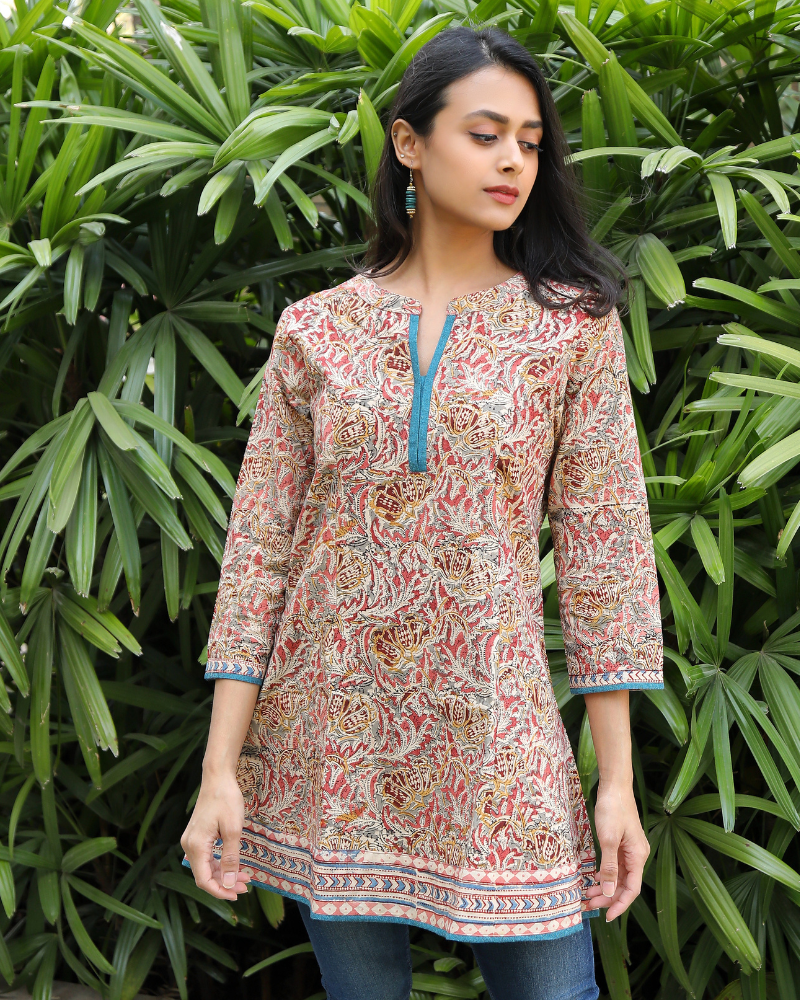 pink kalamkari short tunic - neck
