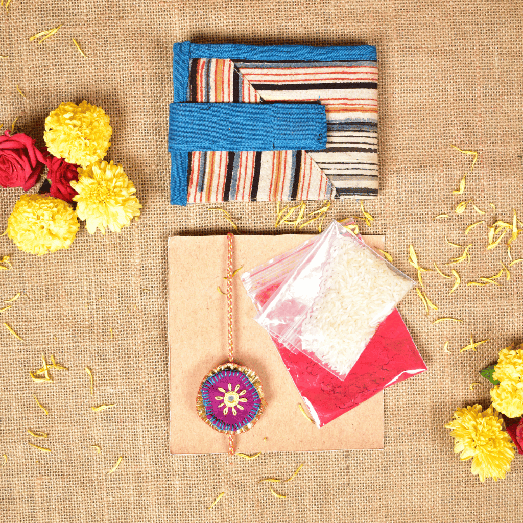 Raksha Bandhan Gift Combo – Handcrafted Rakhi with Unisex Wallet