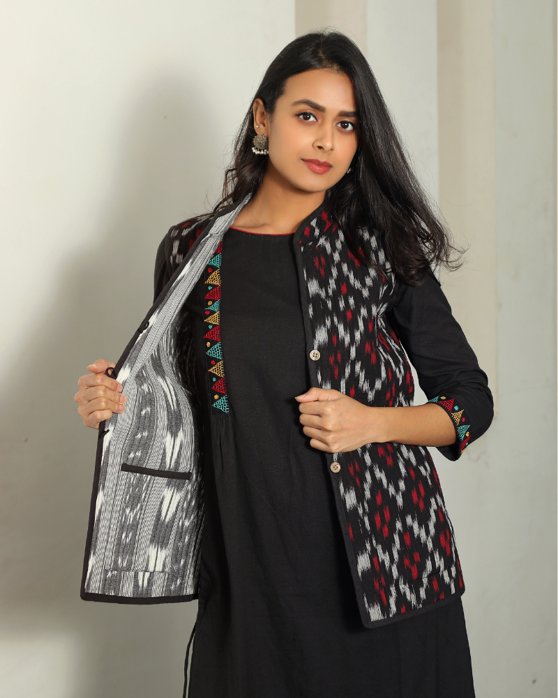 Reversible quilted jacket in grey & black ikat