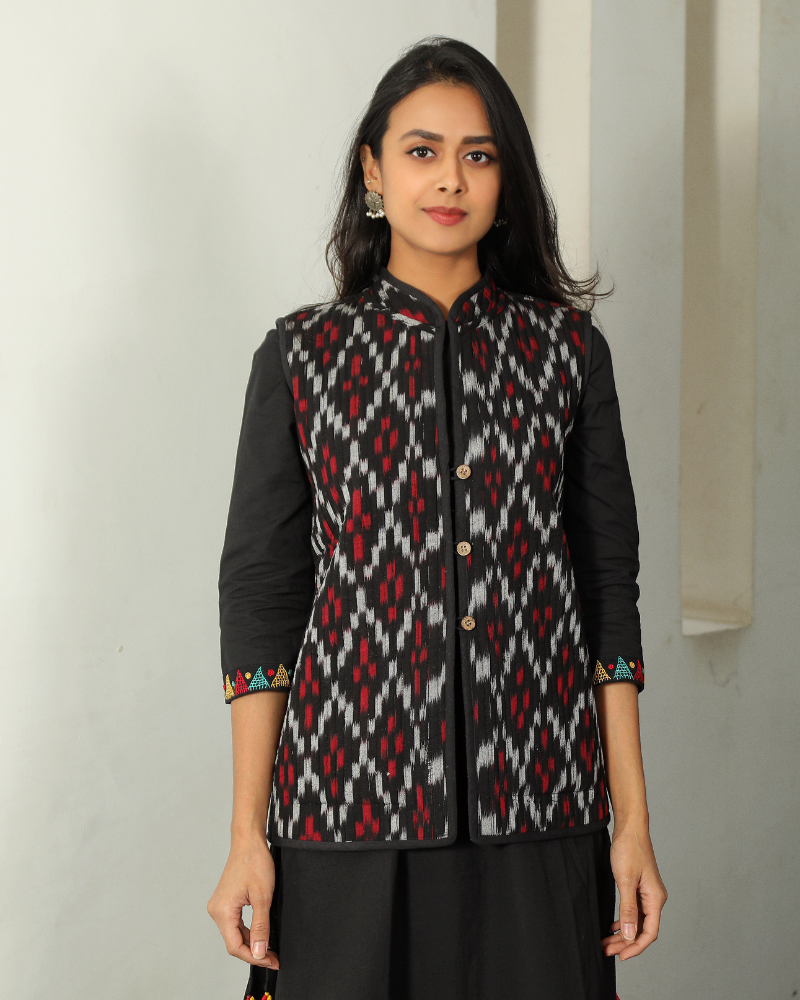 Reversible quilted jacket in grey & black ikat - front