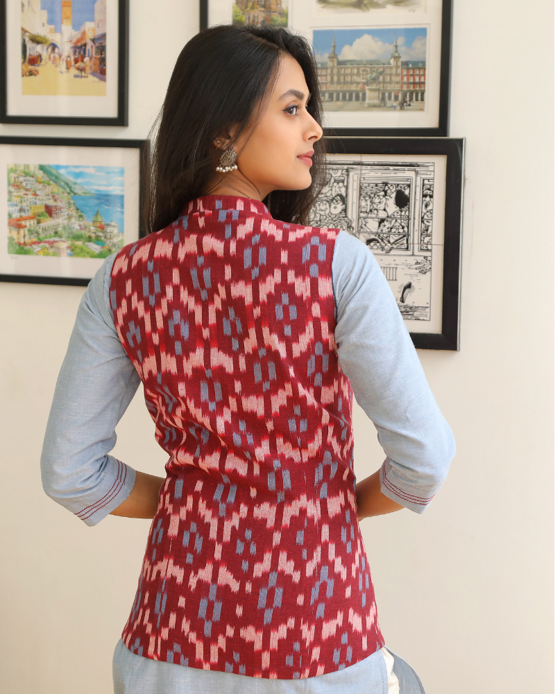 Reversible  jacket in blue & red ikat - back