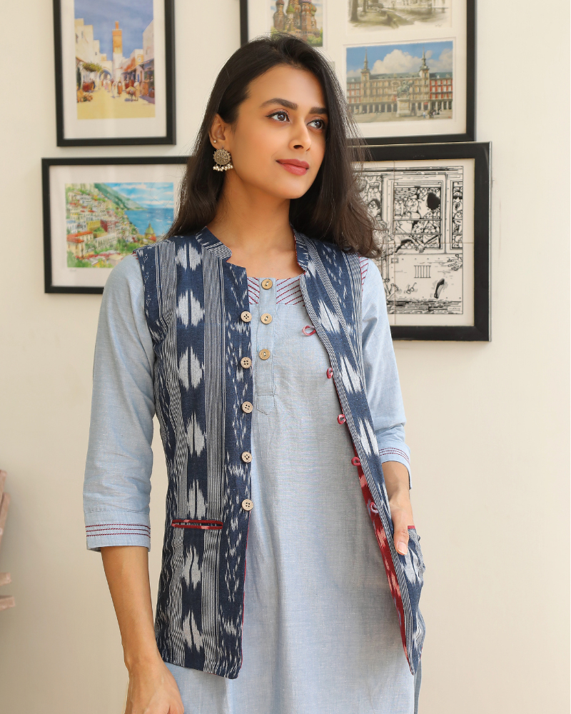 Reversible  jacket in blue & red ikat - buttons