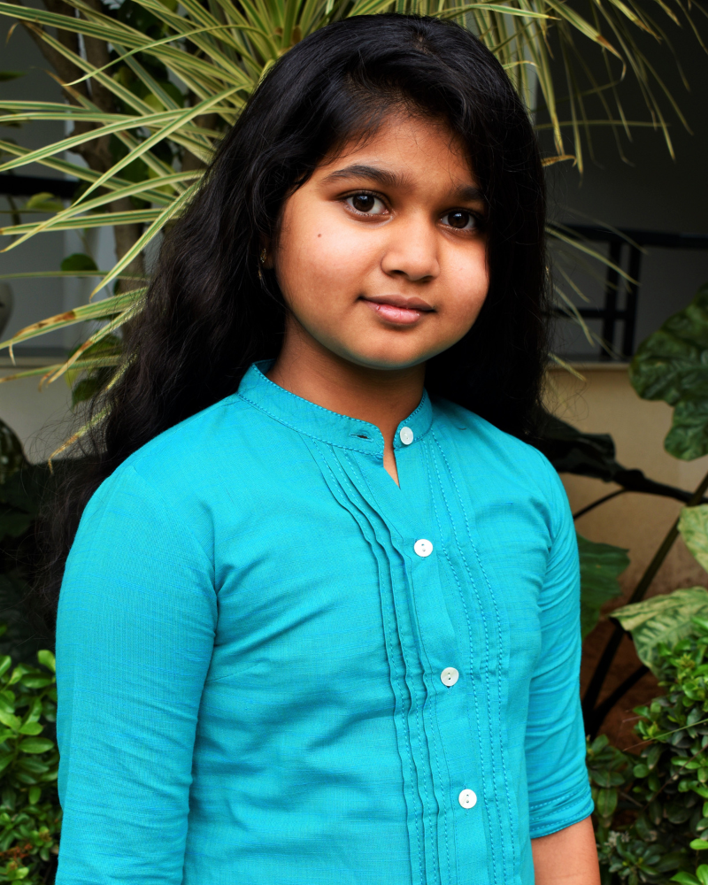 Straight Kurta With Pintucks In Blue Mangalagiri