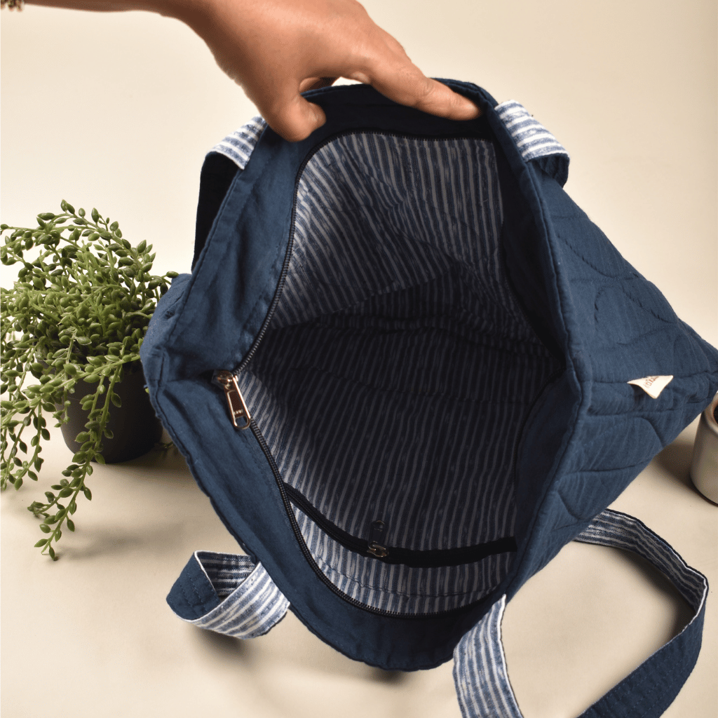 Indigo blue quilted flat bag-inside
