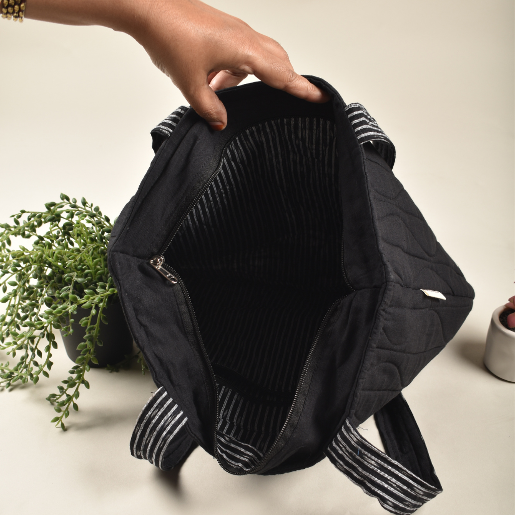 Black colour quilted flat bag-inside