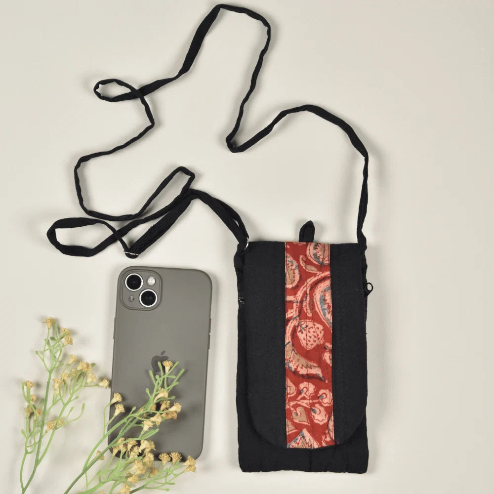 Cell phone pouch gift set - black