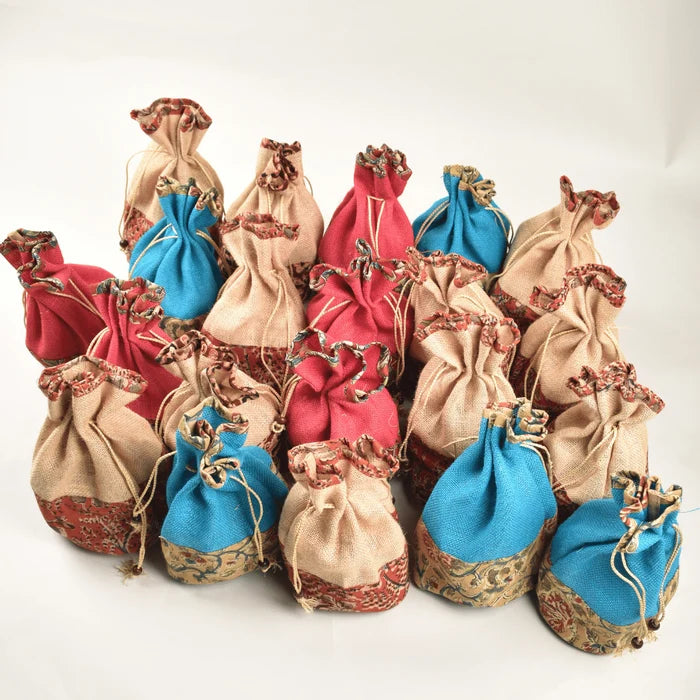 Festive gift set - Toran, Mirror key chain and Jute potli combo pack