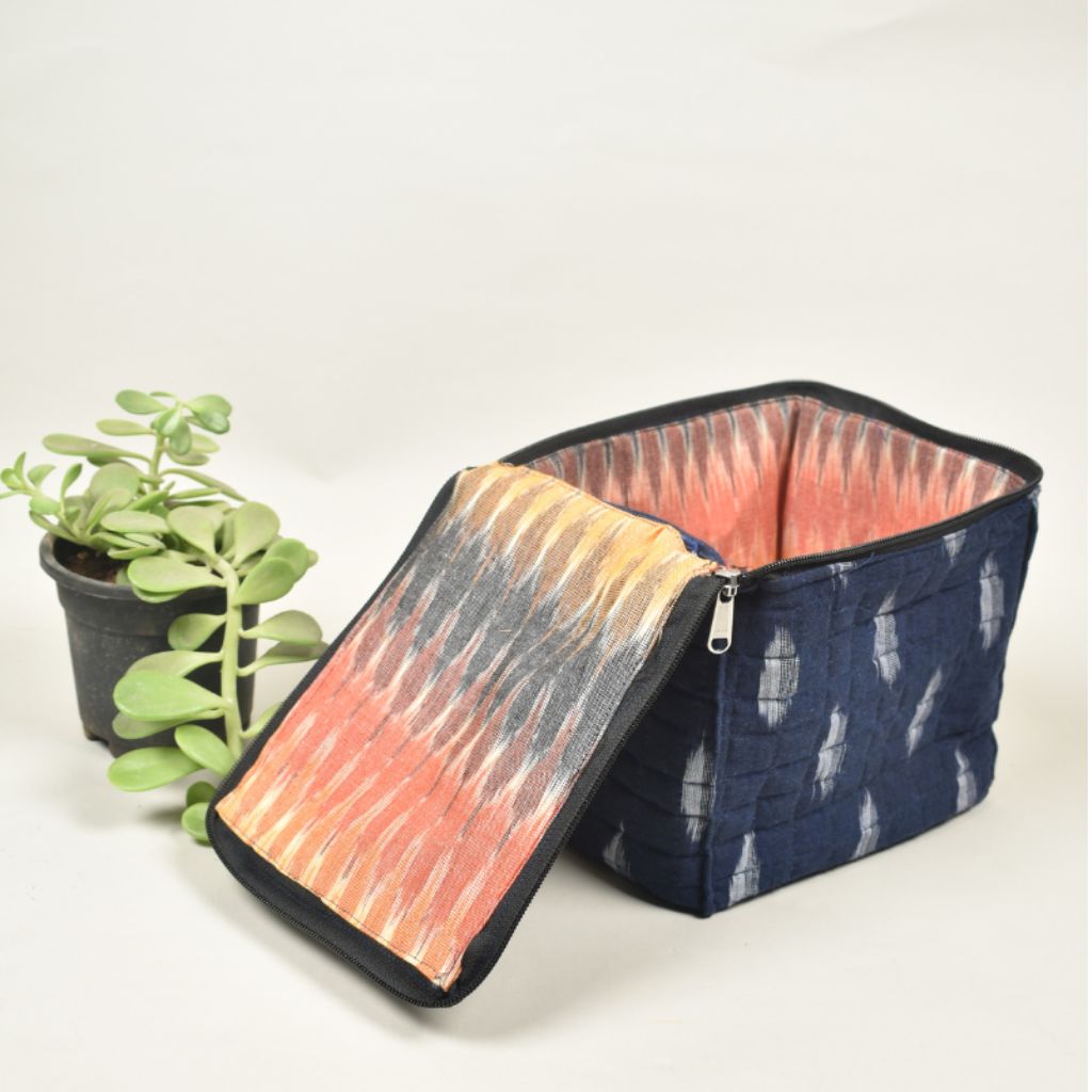 Blue ikat lunch bag or picnic bag - closure