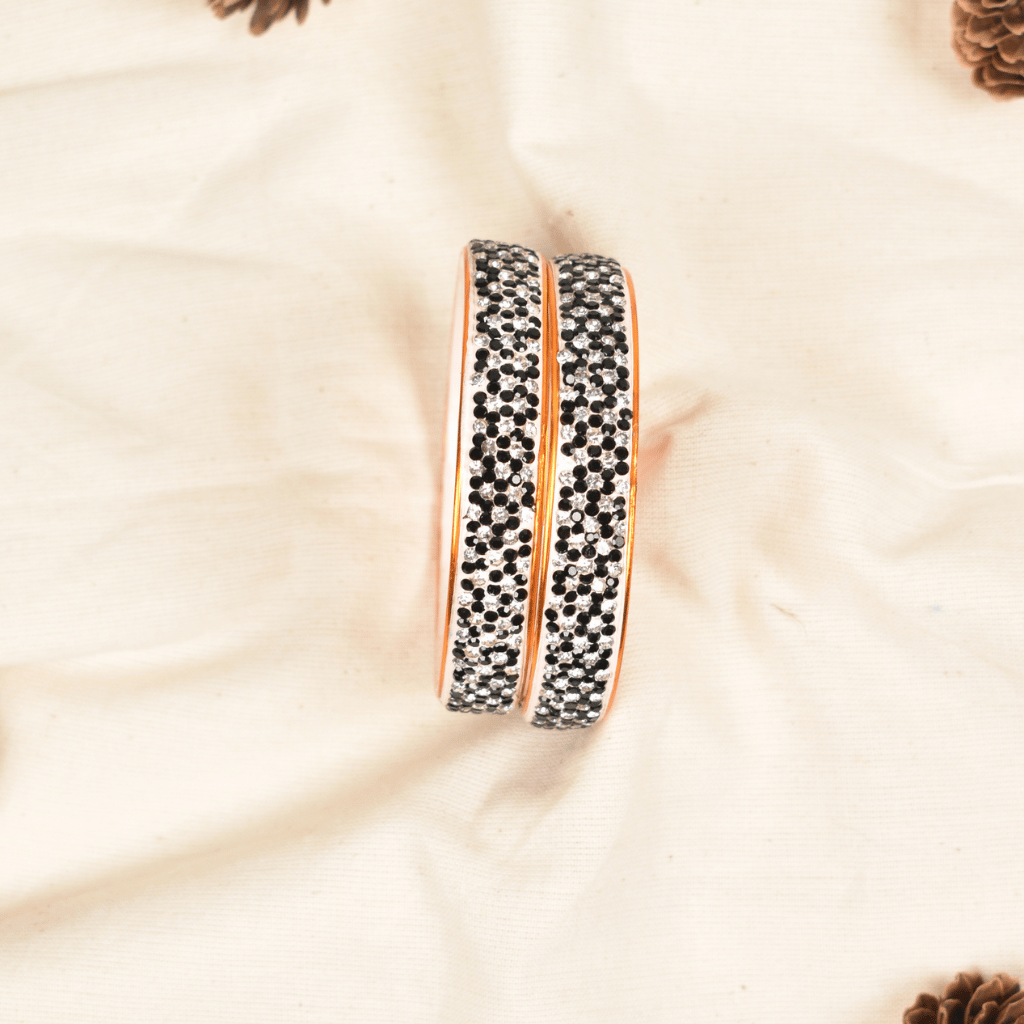 Black & white 5 line stoned lac bangles - glittery stones
