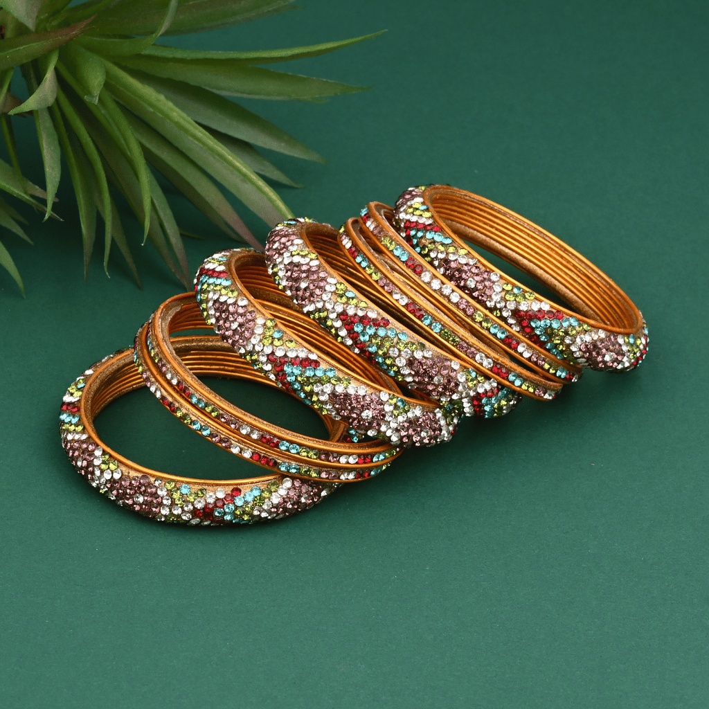 Set of eight bangles in gold & white tones - Lac