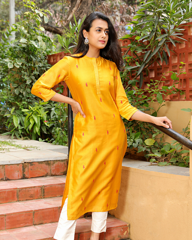 Yellow chanderi silk kurta with hand embroidery
