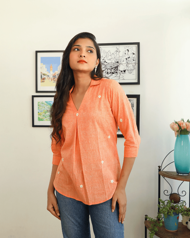 Embroidered short top in Orange cotton - flower motifs