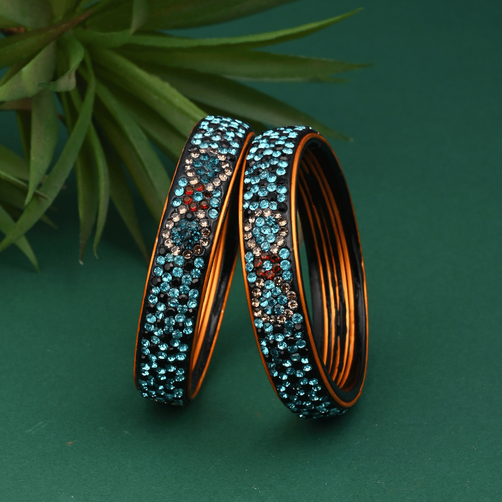 Pair of broad bangles in blue and black tones - Lac