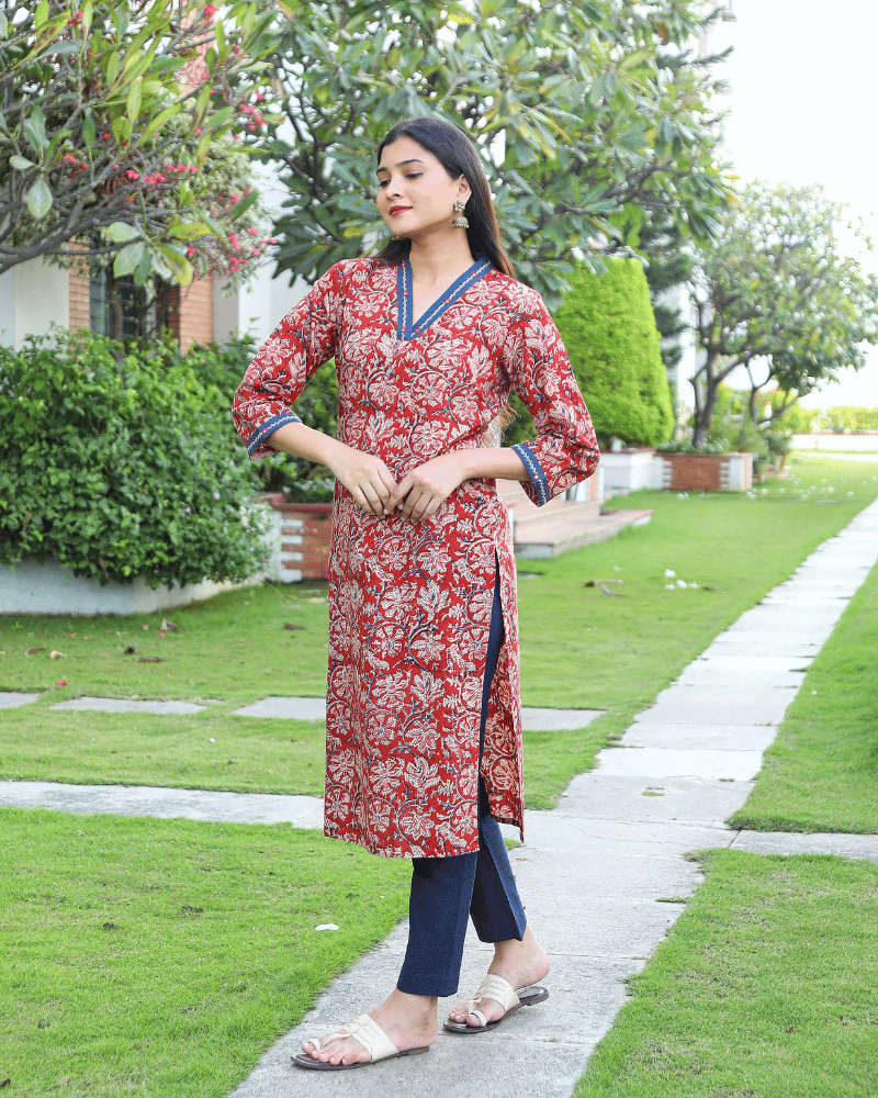 Red kalamkari overlapped V Collar kurta - front
