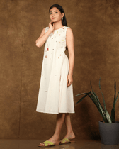 Sleeveless A line Summer frock - side