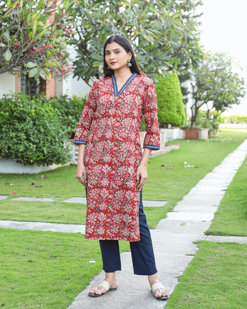 Red kalamkari overlapped V Collar kurta - Kritikala